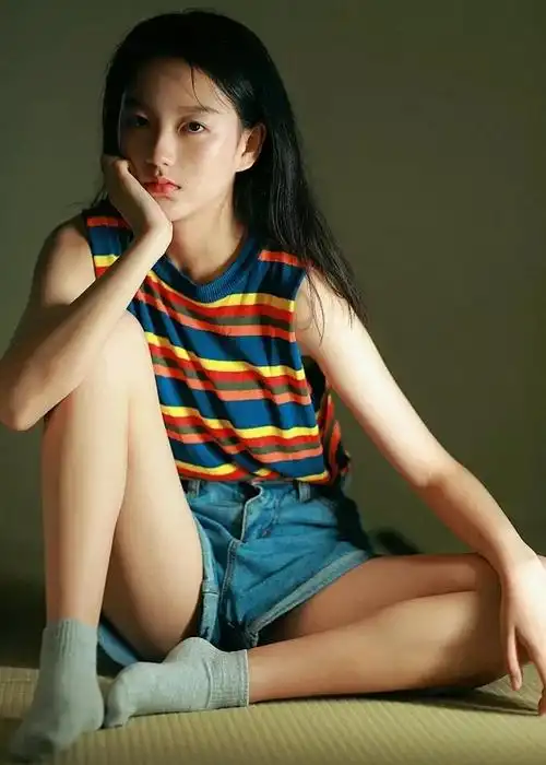 三级片动漫 午夜霓虹档案 深夜档悬疑动画